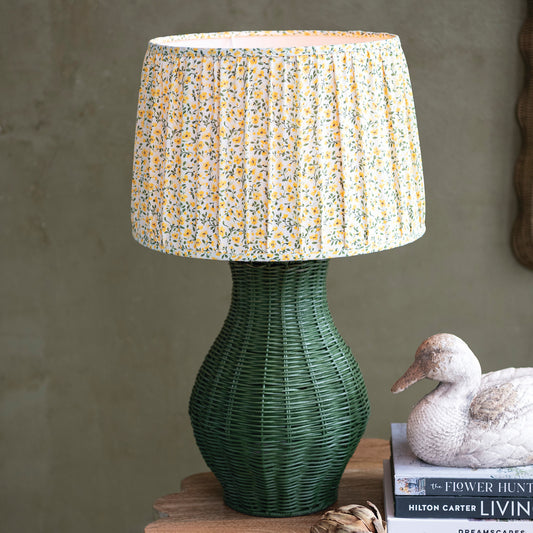 Cottage Floral Rattan Lamp