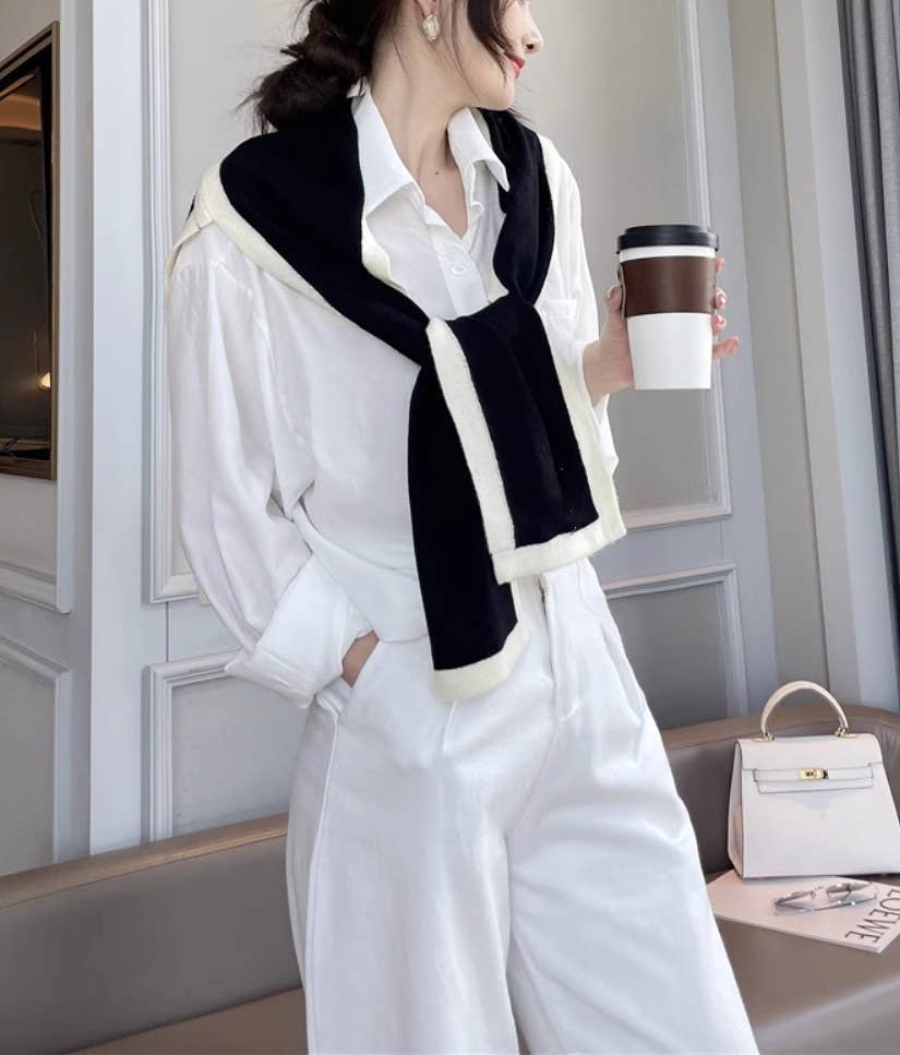Two-Tone Knit Shoulder Wrap Scarf