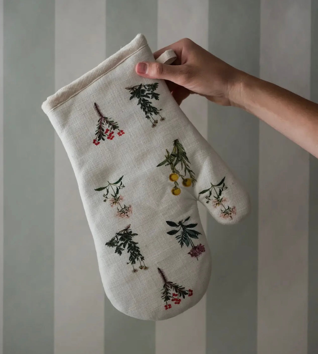 Floral Oven Mitt