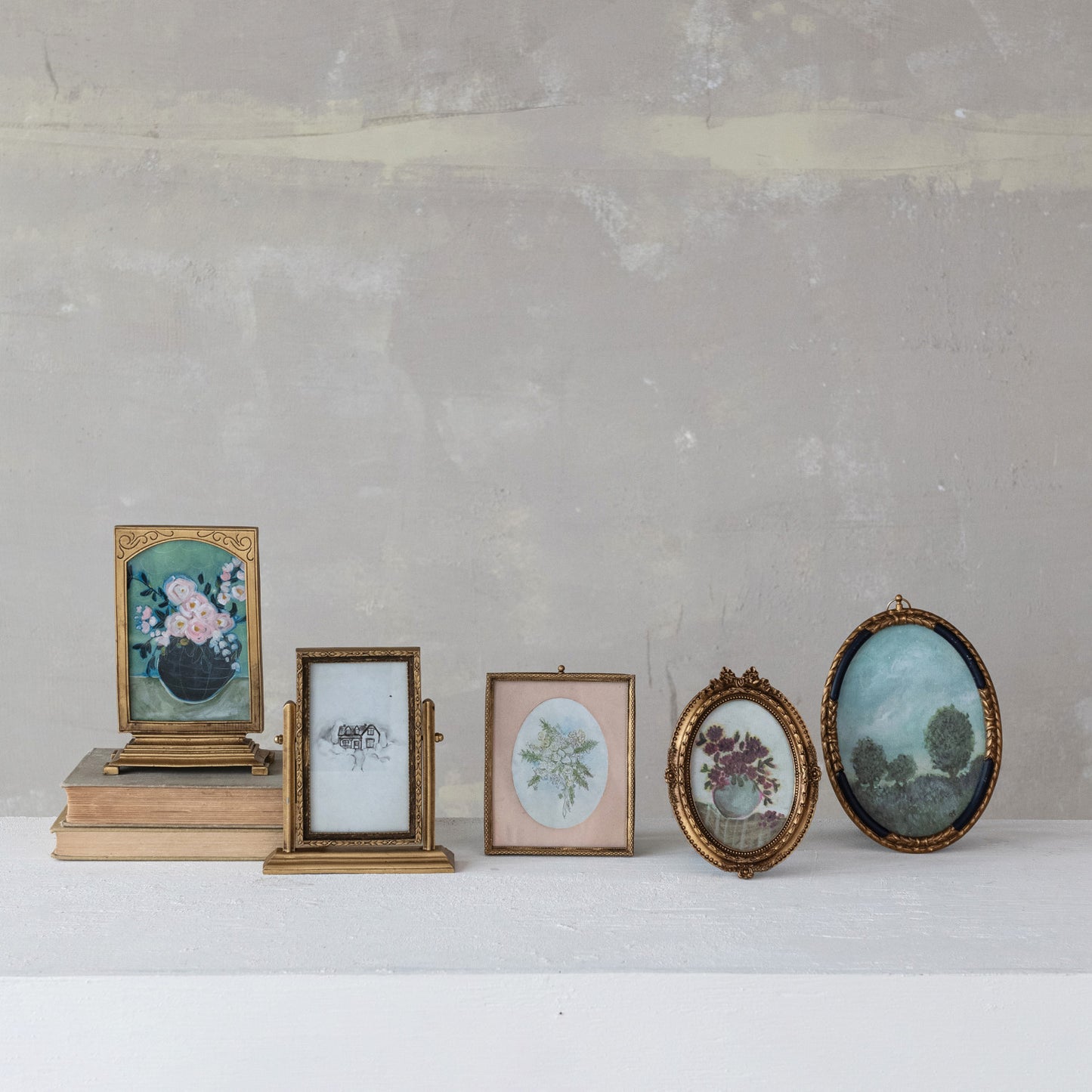 Vintage Inspired Gold Frames