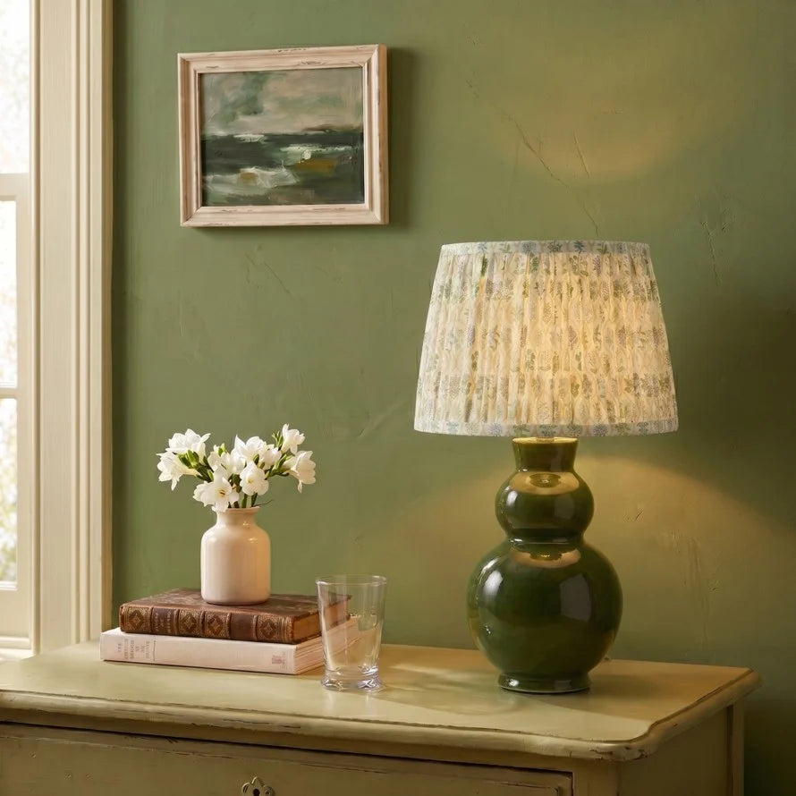 Cottage Pleated Stoneware Table Lamp