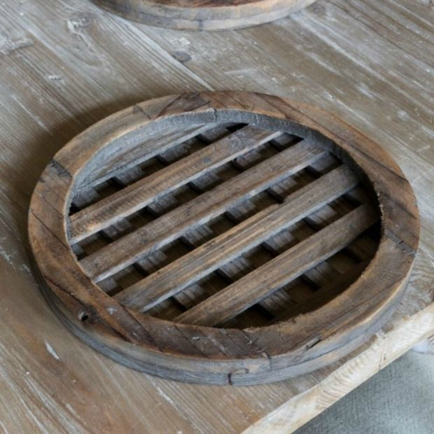 Wood Round Lattice Charger