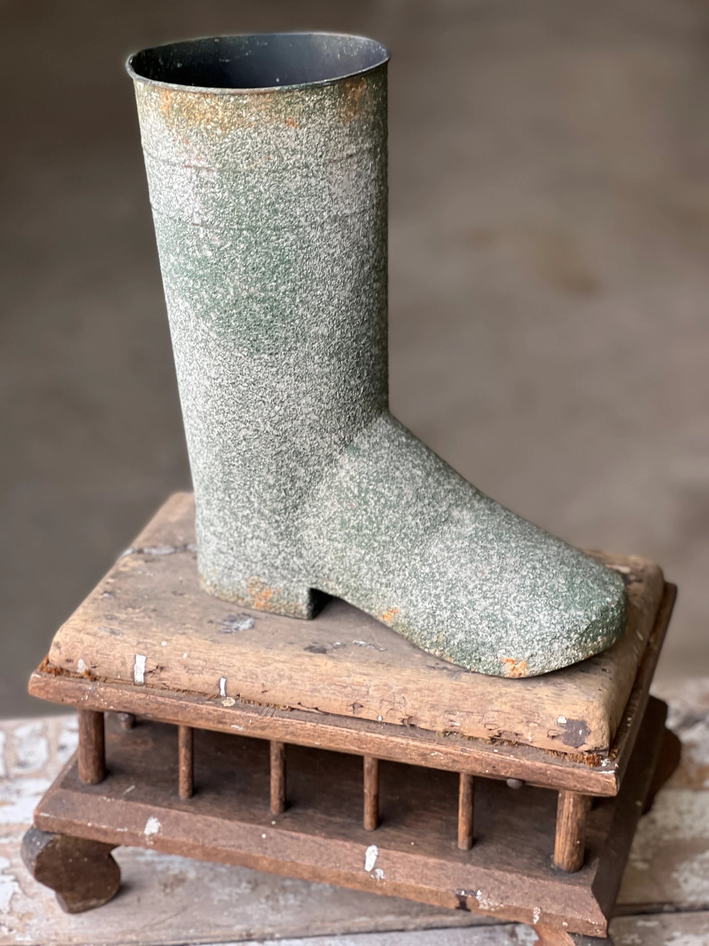 Green Garden Boot
